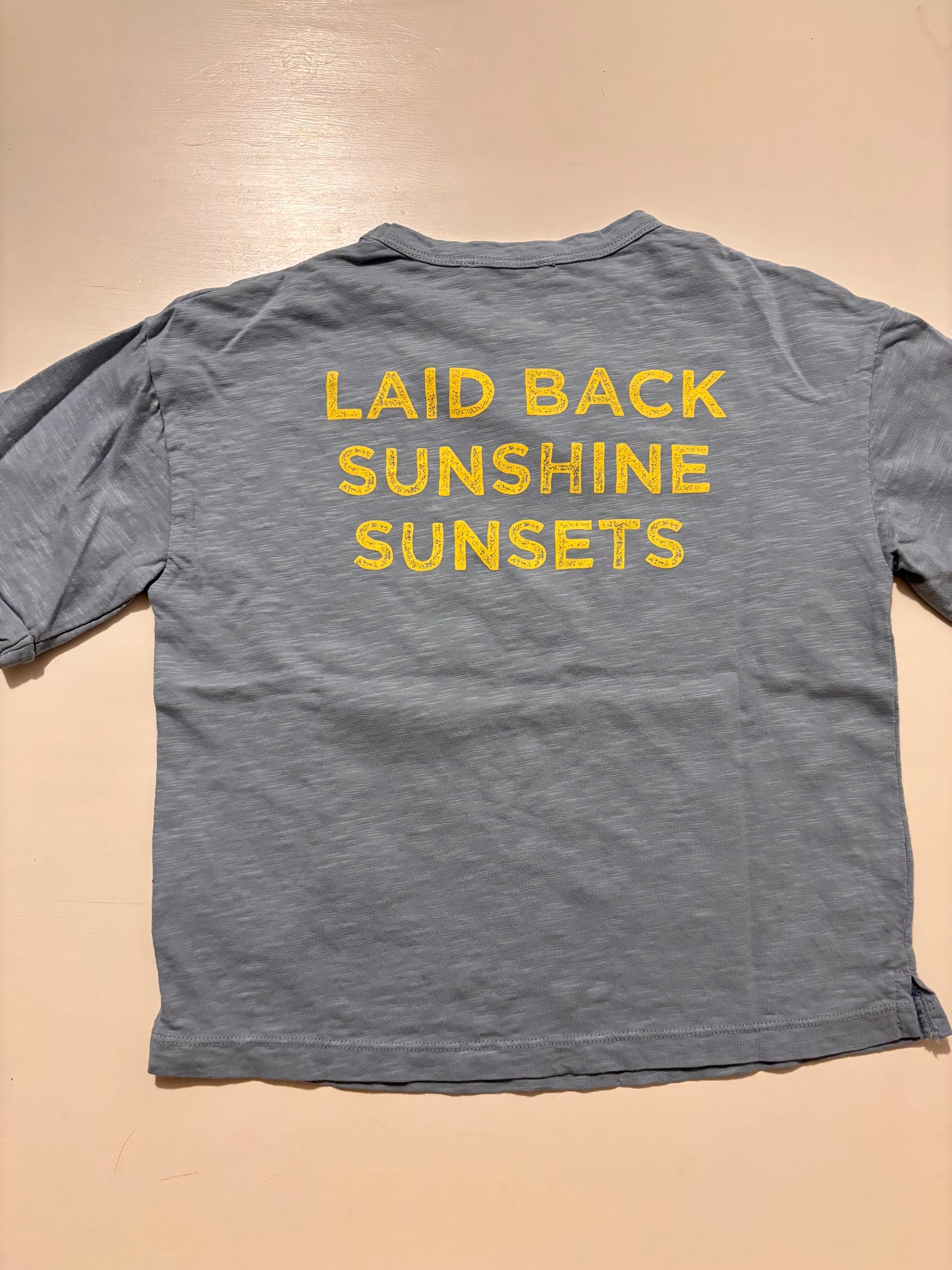 T-SHIRT COLOR BLOCK