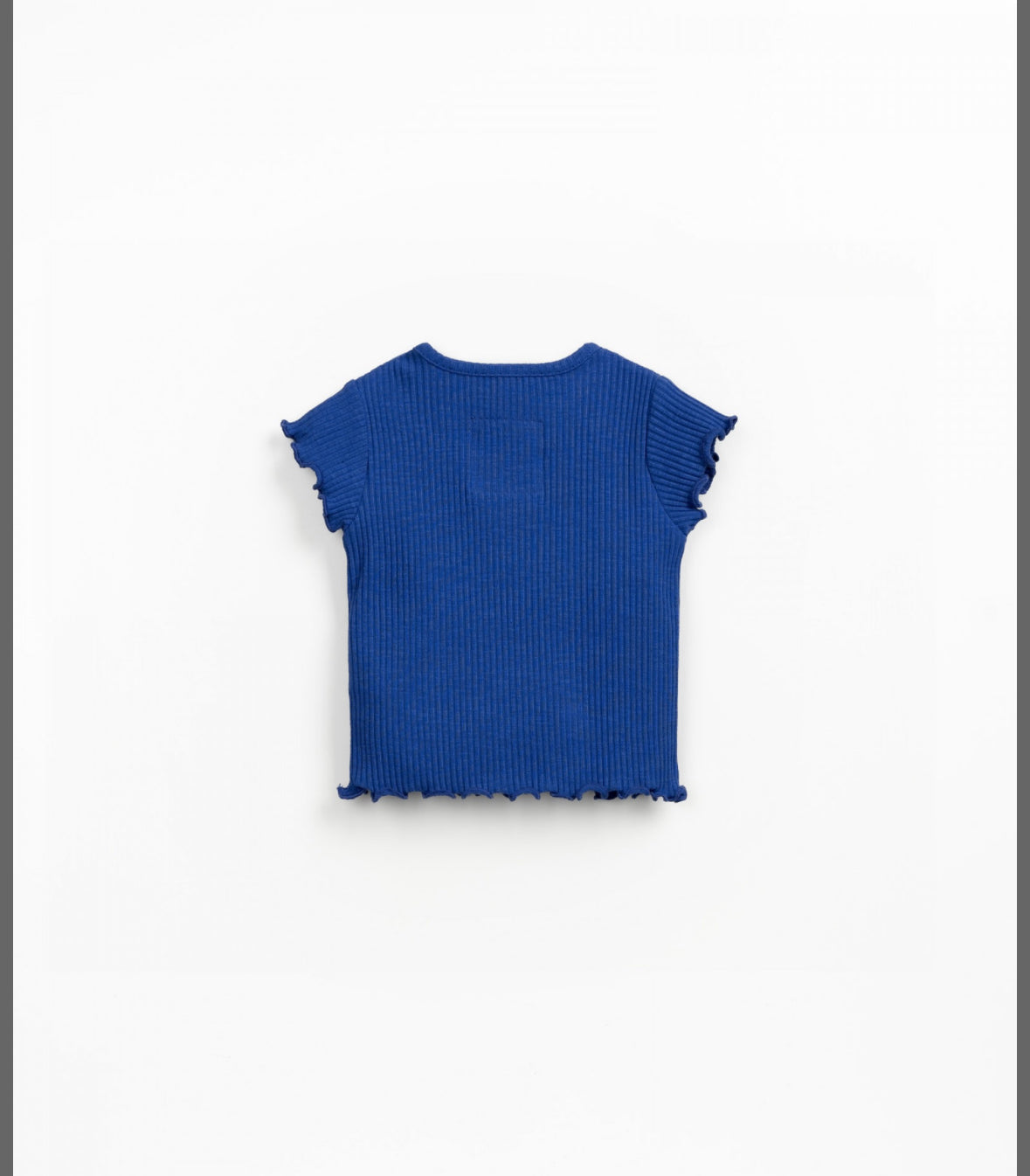 T-shirt in costina con arricciature