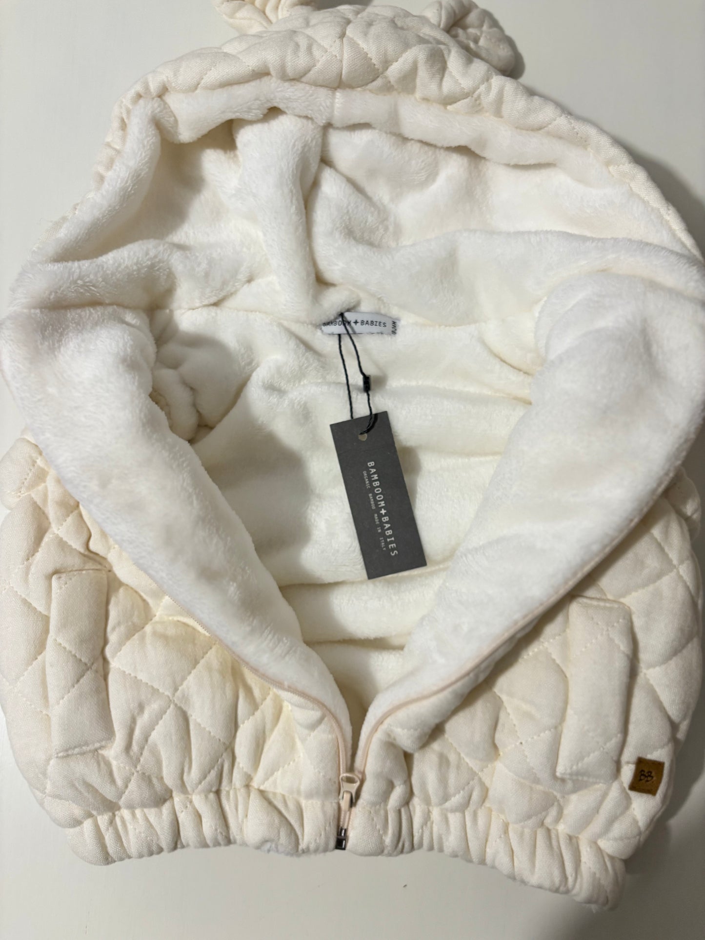 GILET CON ORECCHIE