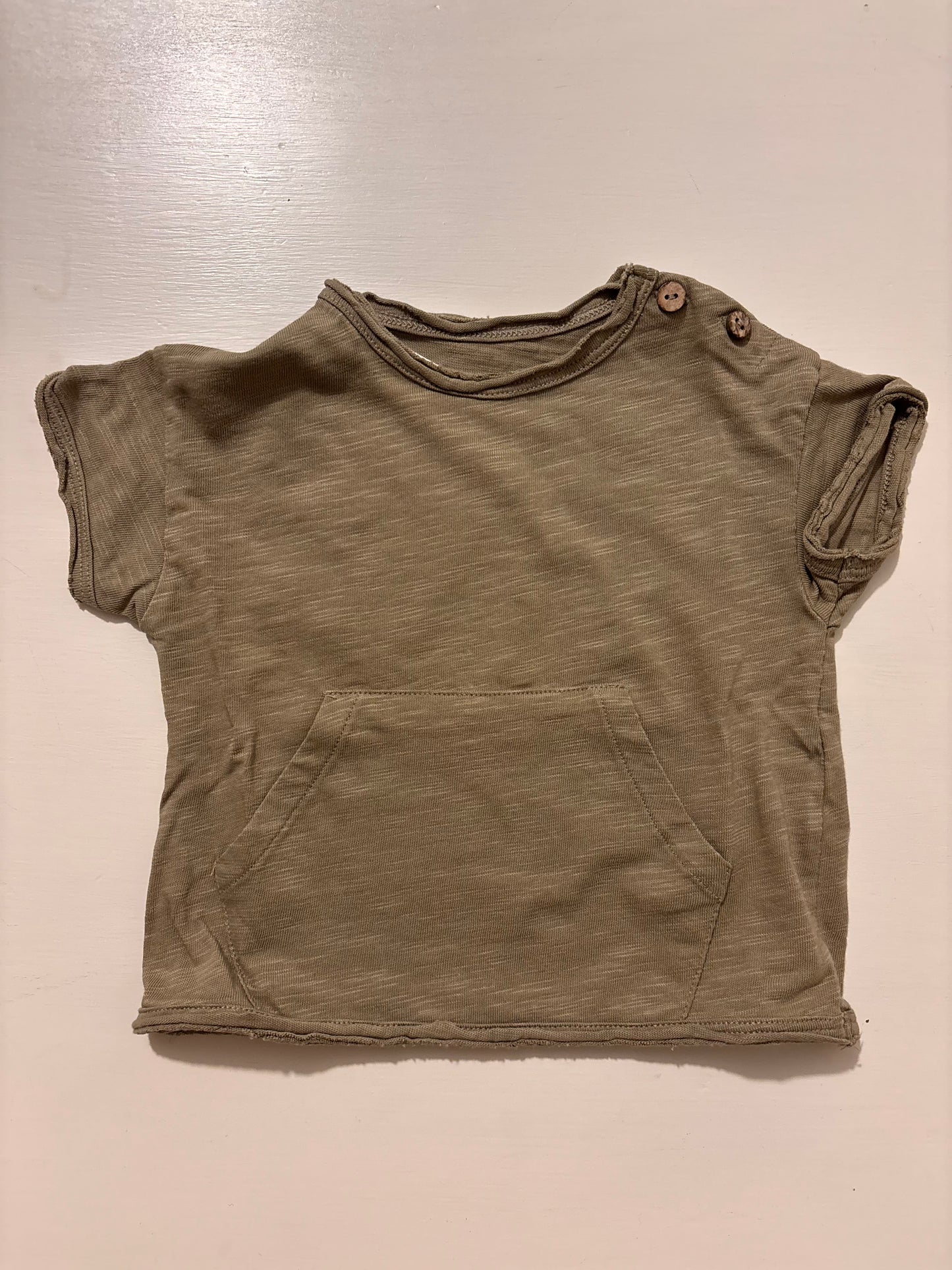 T-SHIRT TASCA FRONTALE
