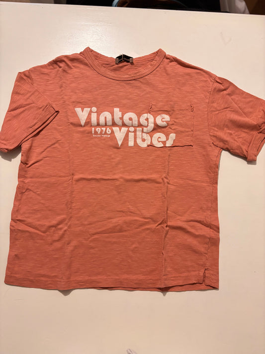 T-SHIRT VINTAGE VIBES