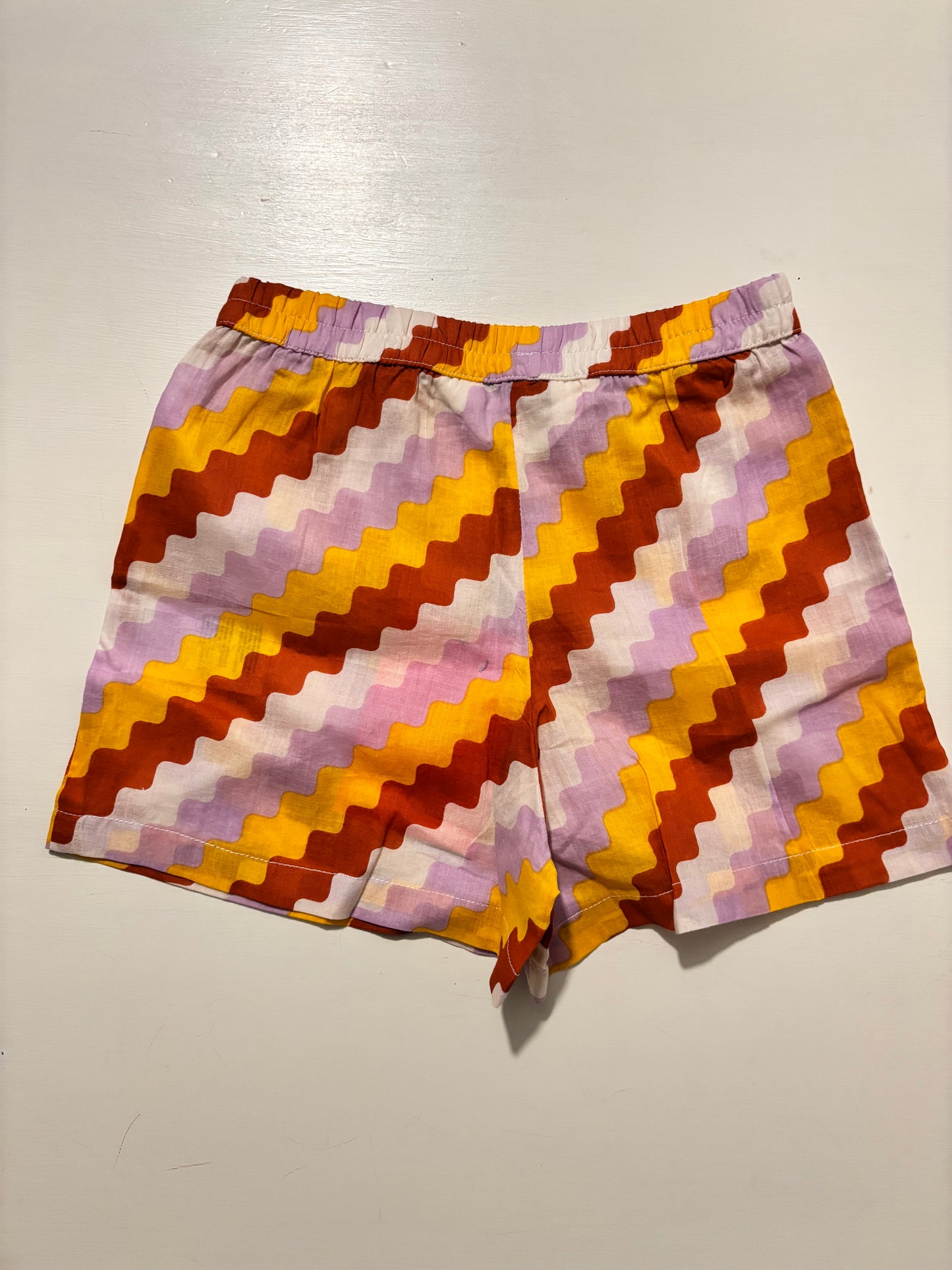 SHORT STRIPES